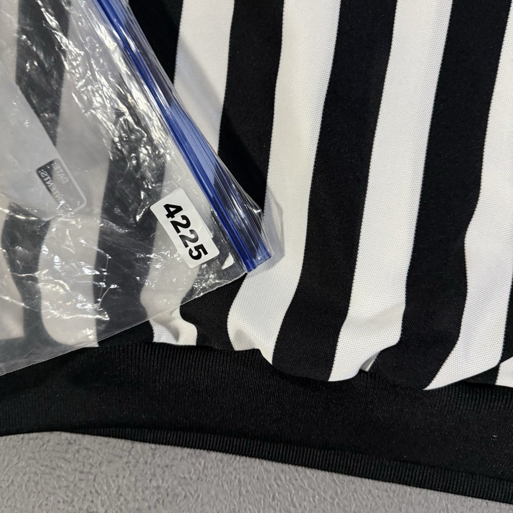 Vintage CCM NHL Referee Jersey Size 50 Black White Striped Hockey Official Shirt - Picture 7 of 7